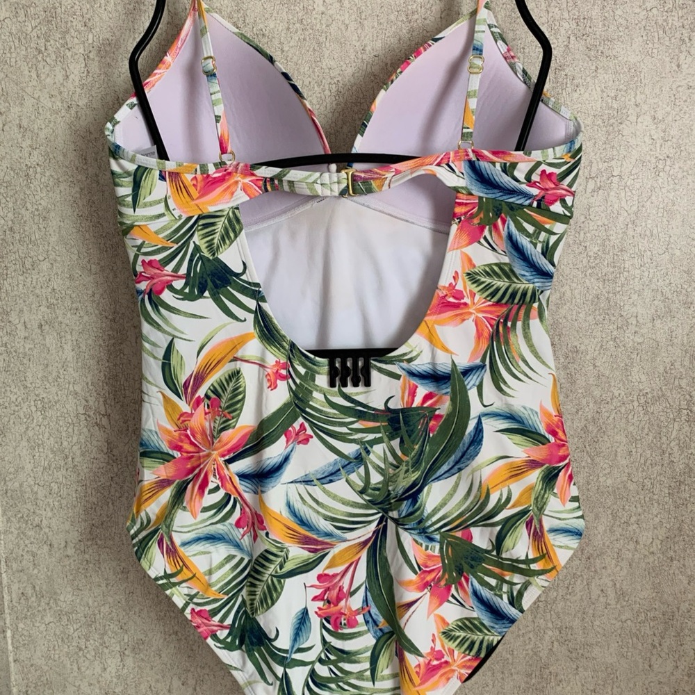 Liz Claiborne Tropical Swimsuit one piece size 16 EUC - Picture 4 of 7